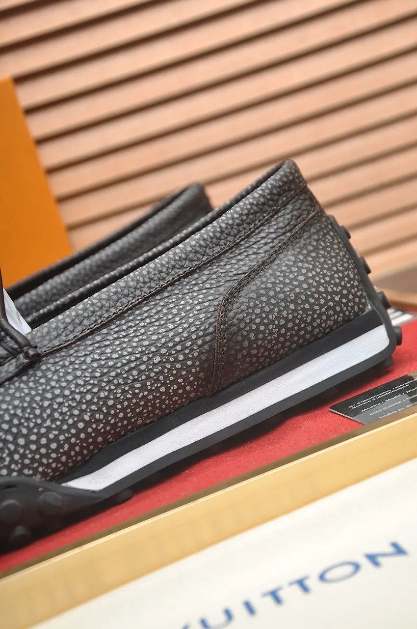 Men's men's shoes💰660💶[LOUIS VUITTON] (original order) new style🍀LV Louis Vuitton* - top version of LV classic beanie shoes! Made of imported original single cowhide, original leather side strips and wear-resistant rubber outsole! High quality products! Code number 39-45 (45 customized)